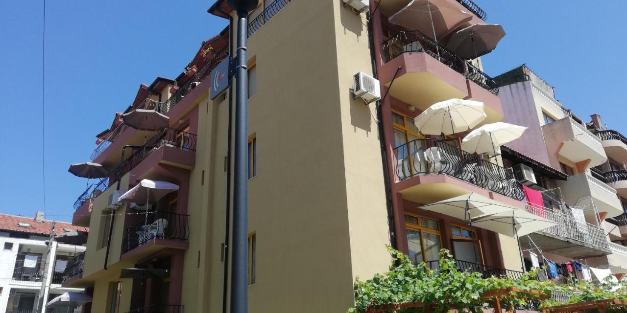 Guest House Ares โซโซโปล ภายนอก รูปภาพ
